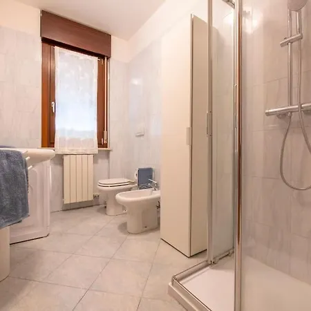 - Fierhaus - Garage & Wifi Апартаменты Верона