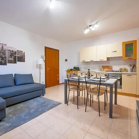 - Fierhaus - Garage & Wifi Апартаменты